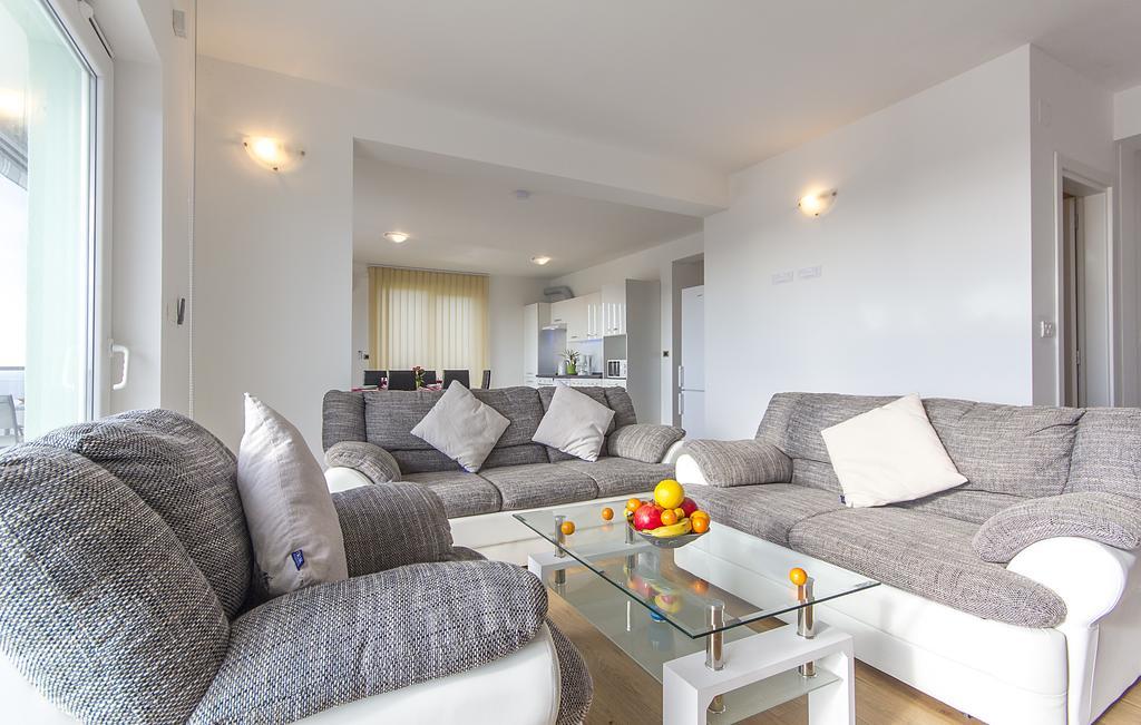 Holiday Home Magic View Medulin Ngoại thất bức ảnh