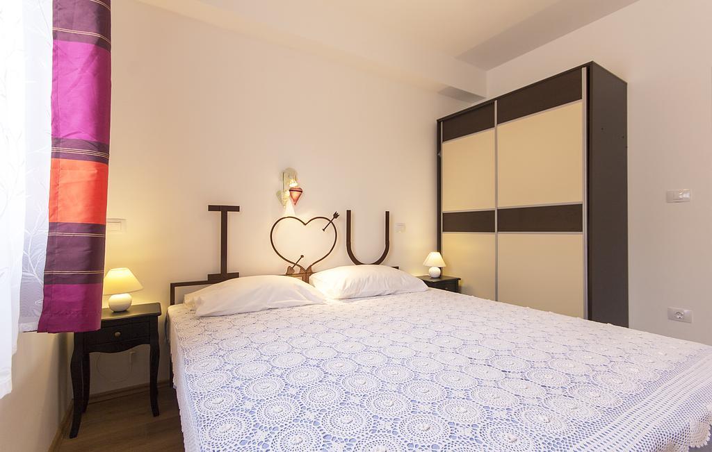 Holiday Home Magic View Medulin Phòng bức ảnh
