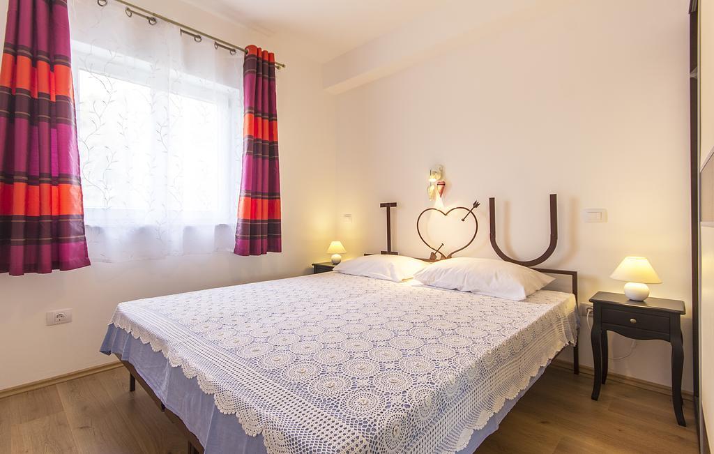 Holiday Home Magic View Medulin Phòng bức ảnh